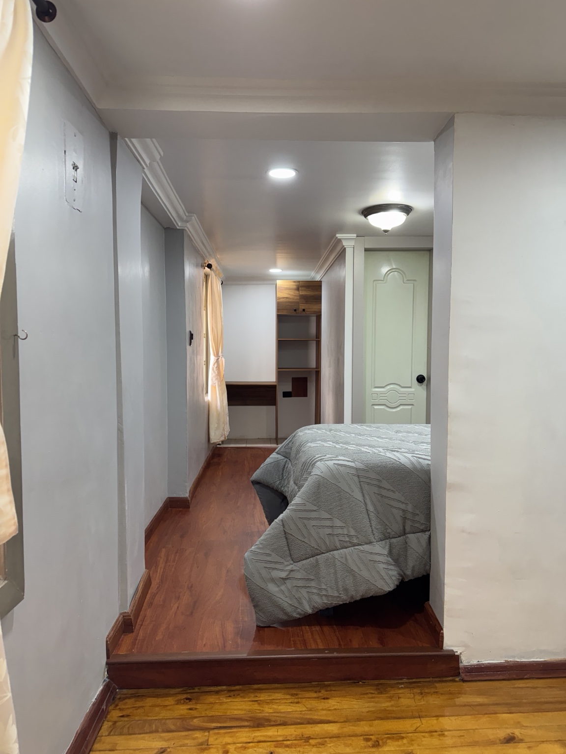 Passage to the second sleeping area